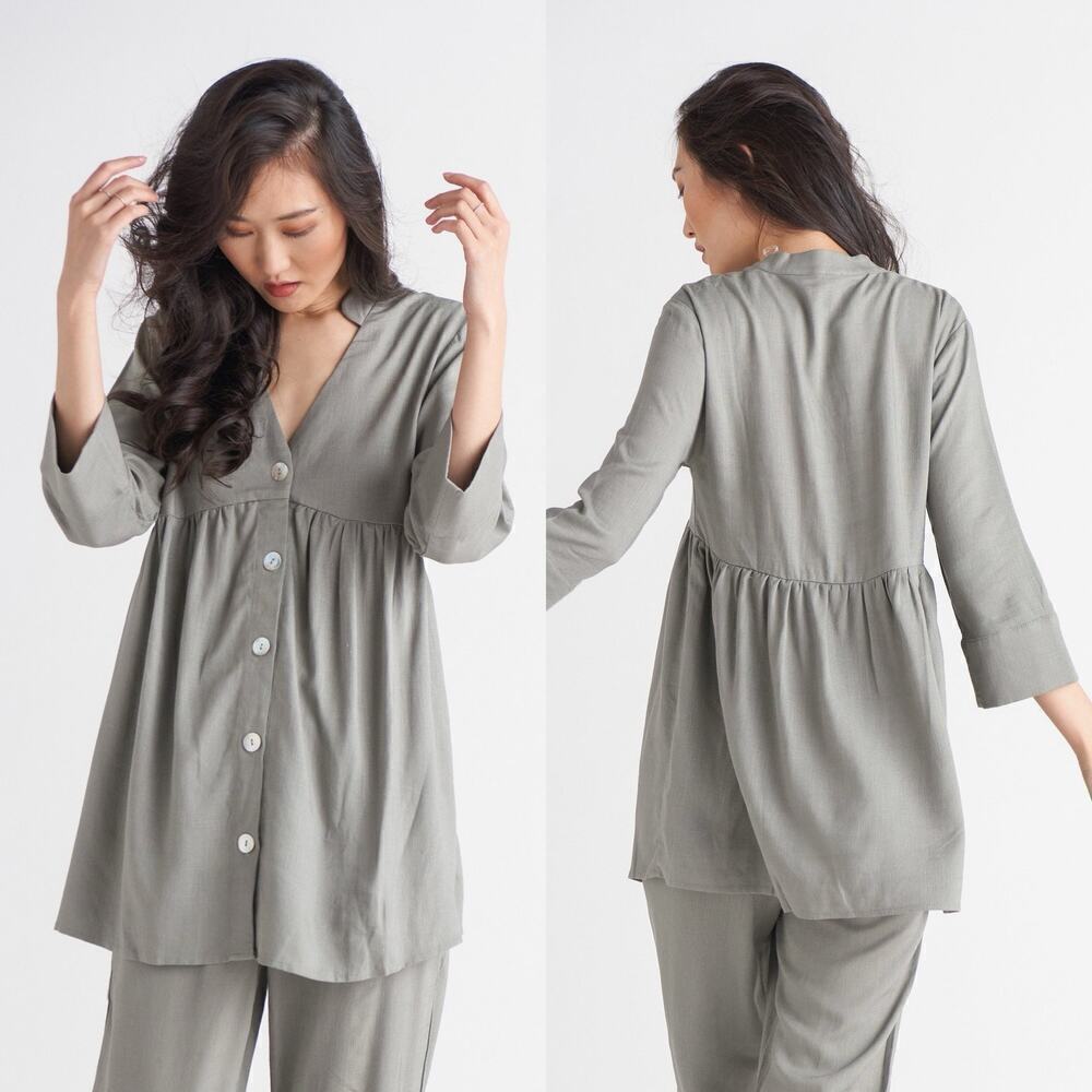 Black Tape Long Sleeve Linen Blend Button Up Tunic V-Neck Light Gray Size XS